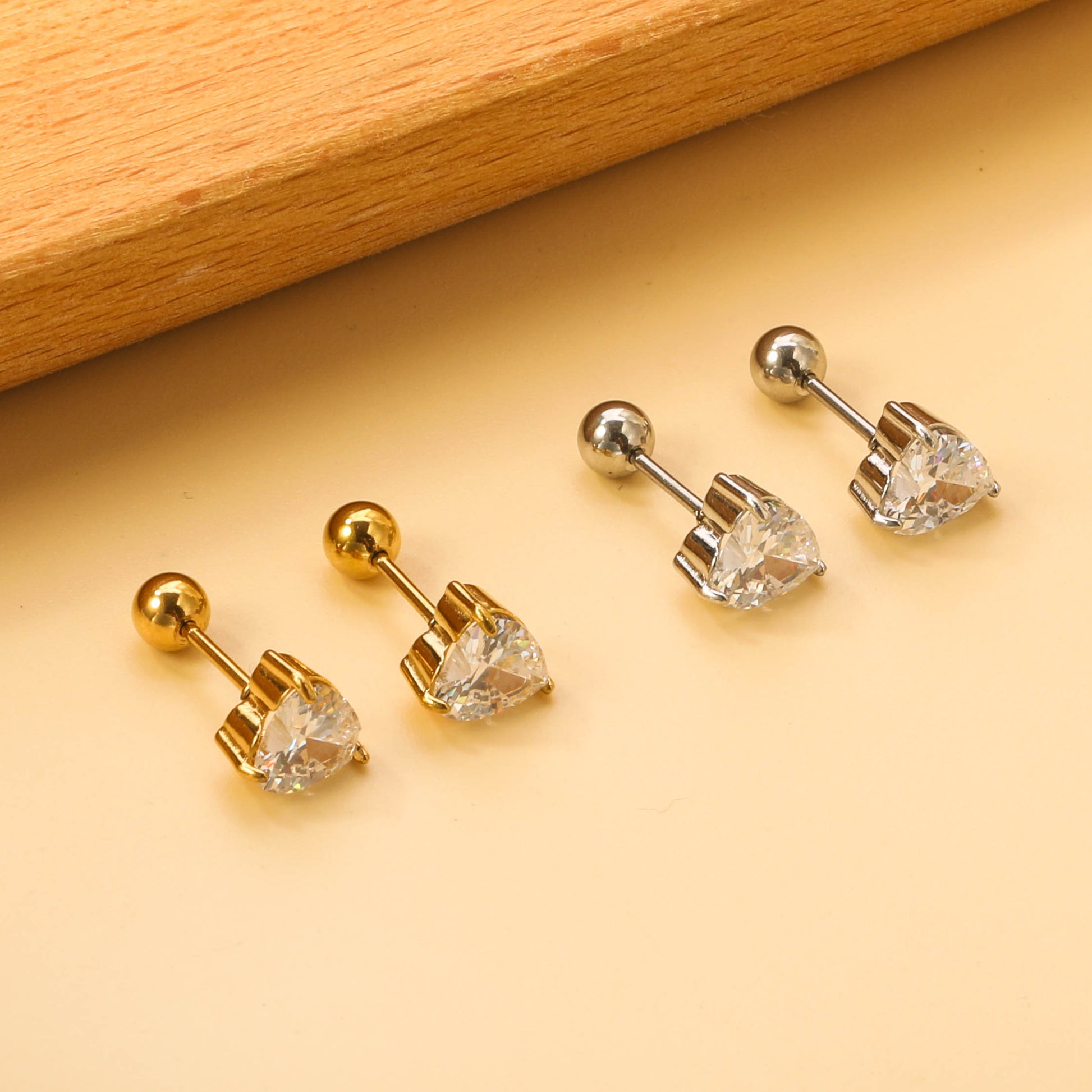 Piercing - Herzform Kugelverschluss,  2pc.