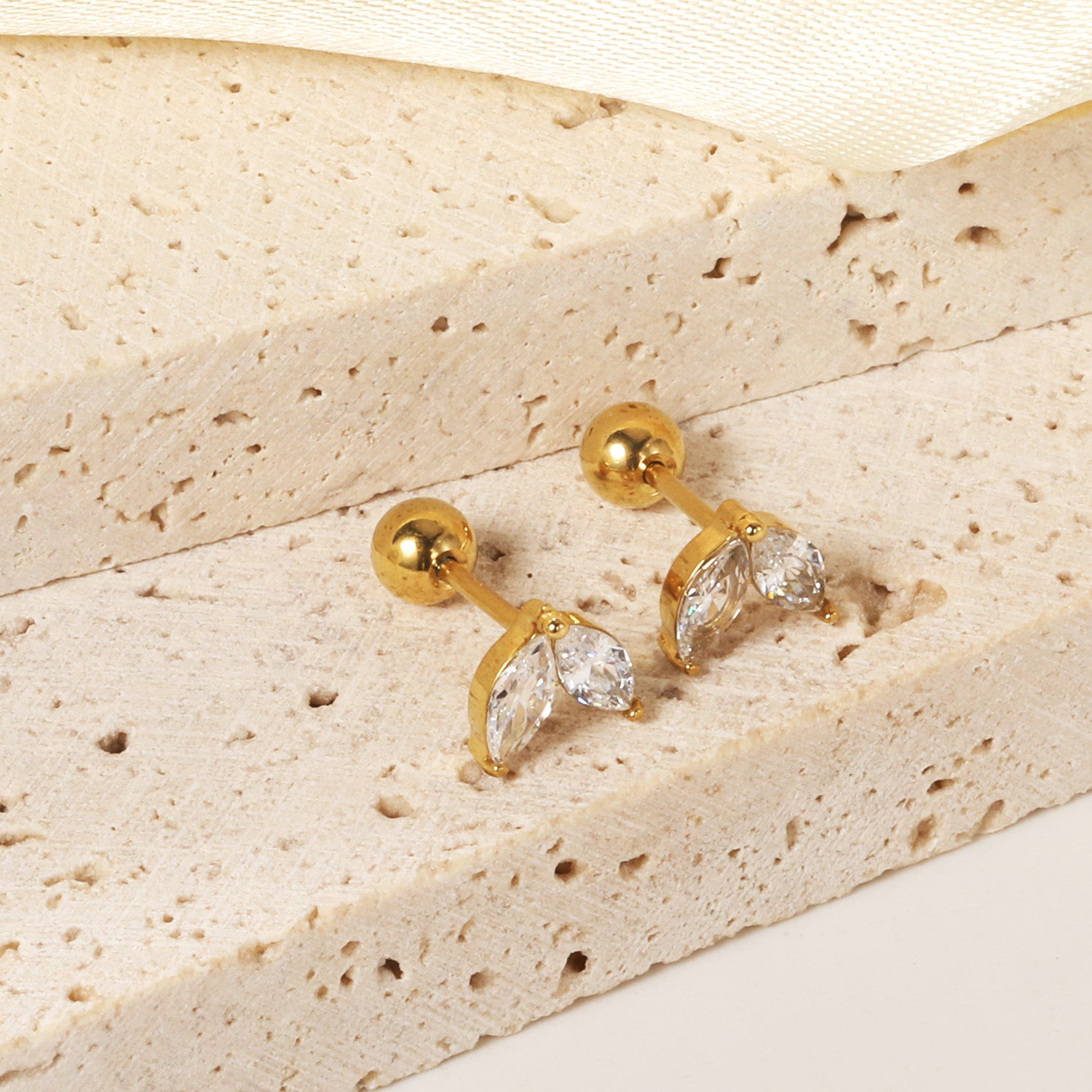 Piercing - Wings Gold 2pc.